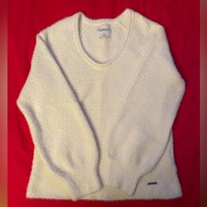 Abercrombie & Fitch really soft cream sweater size small